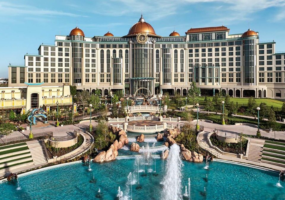 Universal Orlando Resort: apertura del Helios Grand Hotel