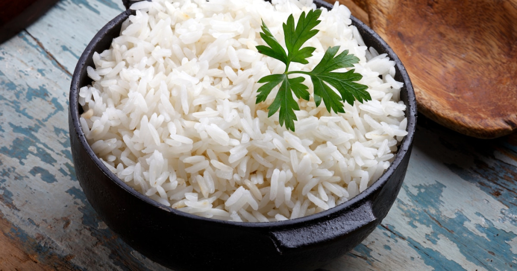 Los 3 trucos sencillos para devolver la vida al arroz que te ha sobrado