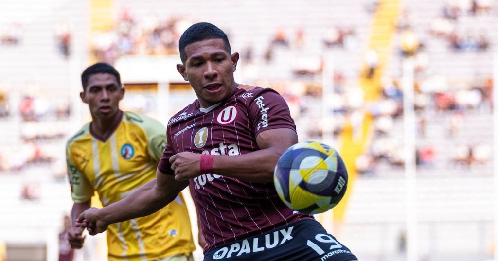 Universitario cayó 2-0 ante Juan Pablo II por la fecha 13 del Torneo Apertura: goles y resumen de la derrota ‘crema’