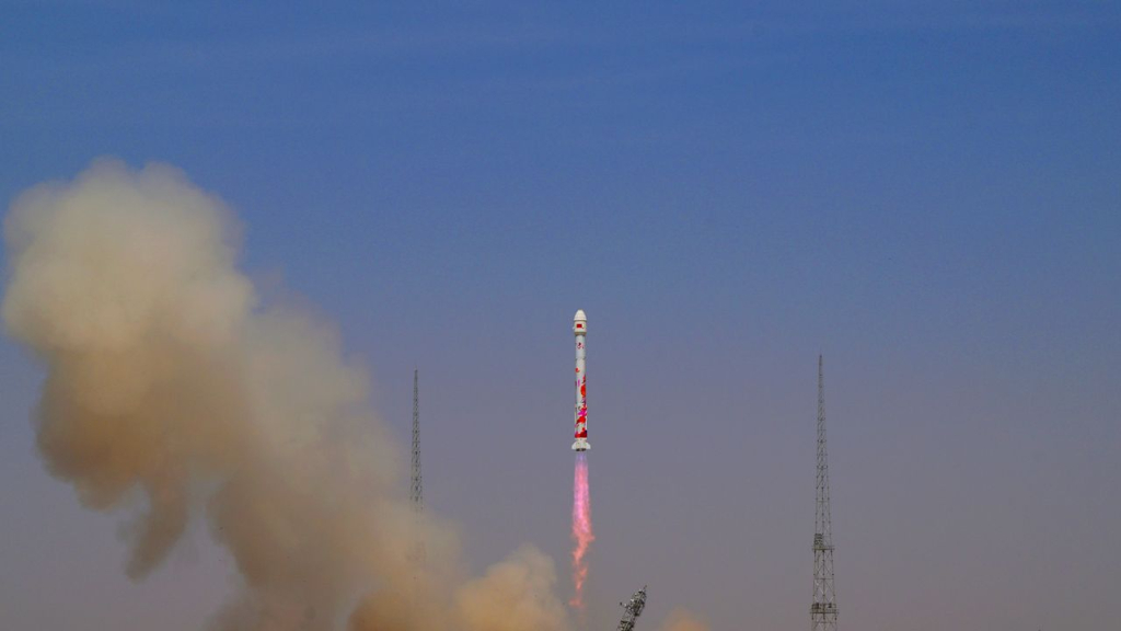 China anuncia que está ensamblando una supercomputadora en el espacio