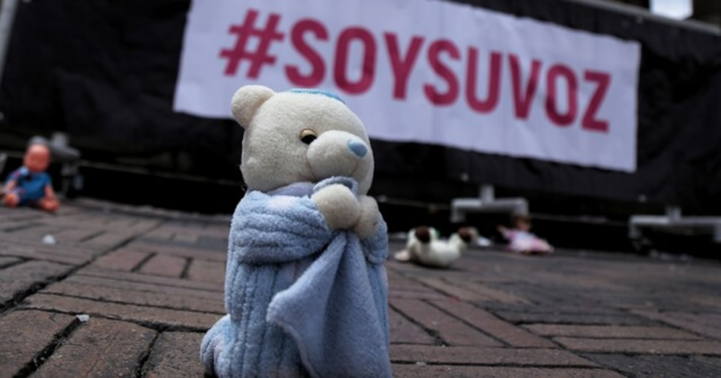 Defensoría del Pueblo alerta por más de 300 exámenes médico legales a niños menores de 5 años víctimas de abuso sexual