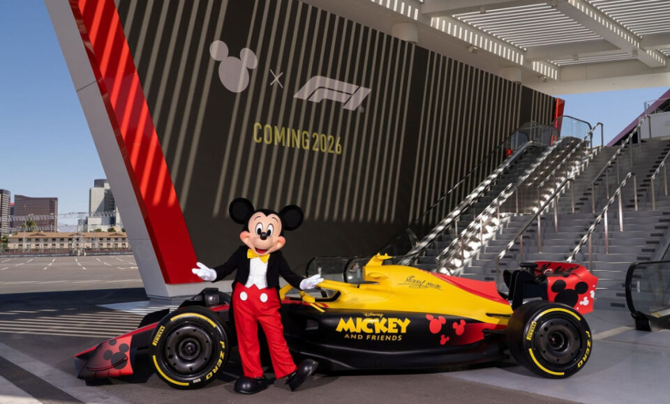 F1 firma un acuerdo con Disney para comercializar la serie junto a Mickey Mouse