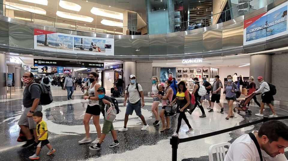 AAA anticipa récord por Día de los Caídos: 2.6 millones de floridanos viajarán ese fin de semana