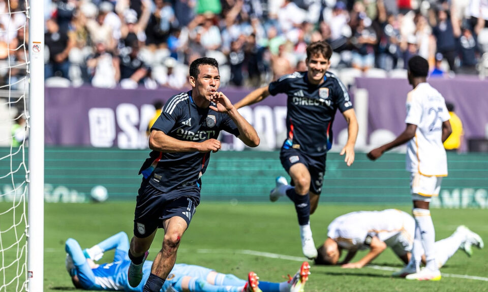 ‘Chucky’ Lozano sepultó a LA Galaxy