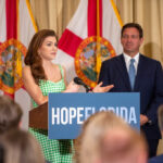 Hope Florida Foundation Pagado Mujer que luego publicó video alabando a la caridad