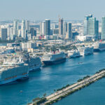 Arrestan a dos empleados de PortMiami por robo de arte valorado en $50,000