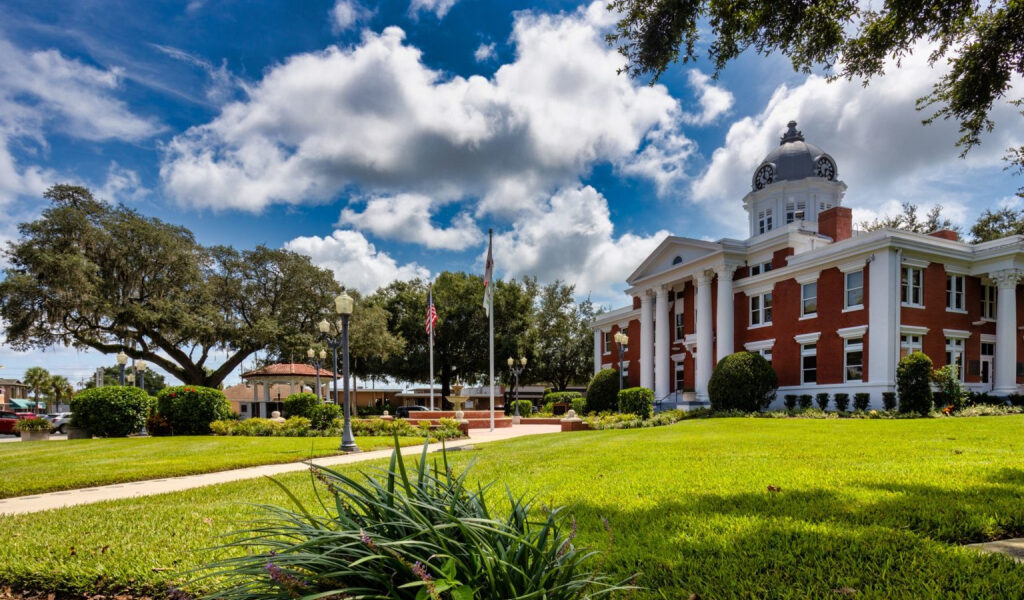 ¿Vivir barato en Florida? Esta es la ciudad con mejores precios para comprar o alquilar