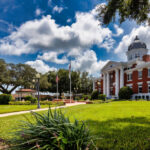 ¿Vivir barato en Florida? Esta es la ciudad con mejores precios para comprar o alquilar