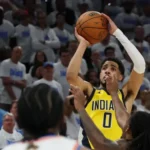 Tyrese Haliburton conmociona a la NBA con su tiro ganador en el Partido 1 de las Finales 2025 vs. OKC | Sporting News Argentina