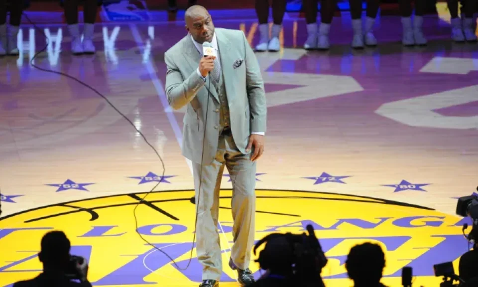 Magic Johnson rompe el silencio sobre la controversial decisión de los Knicks | Sporting News Argentina