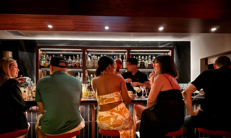 Slim Charmer es el nuevo restaurante más popular de San Petersburgo, aquí está por qué