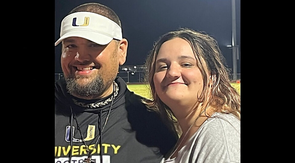 El entrenador Jeremy Palmer, de 47 años, muere después de la batalla de 8 meses con el cáncer