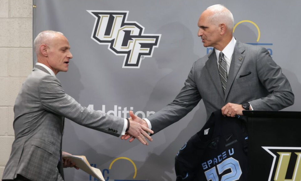 Bianchi: UCF en realidad en mejor forma financiera para comenzar a pagar a los jugadores que UF, FSU y UM