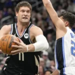 ¿Brook Lopez, a los Celtics? Qué se sabe tras los últimos reportes | Sporting News Argentina