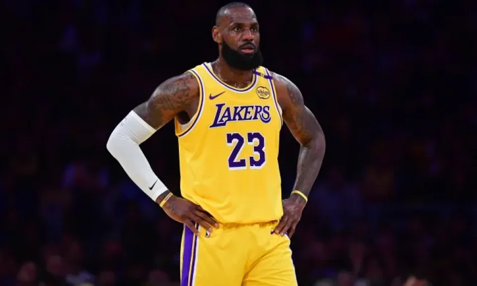 La sorprendente revelación de un compañero de los Lakers sobre el futuro de LeBron James en la NBA | Sporting News Argentina