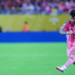 La otra toma del disparo de Messi que no entró de milagro y que dejó mudo al estadio