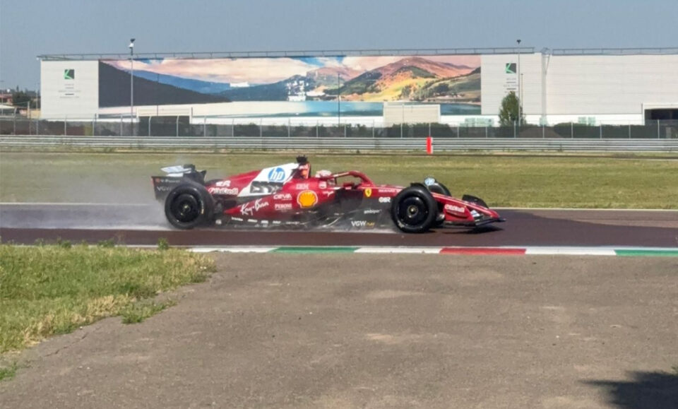 Zhou Guanyu debuta al volante de un Ferrari de F1 en un test en Fiorano