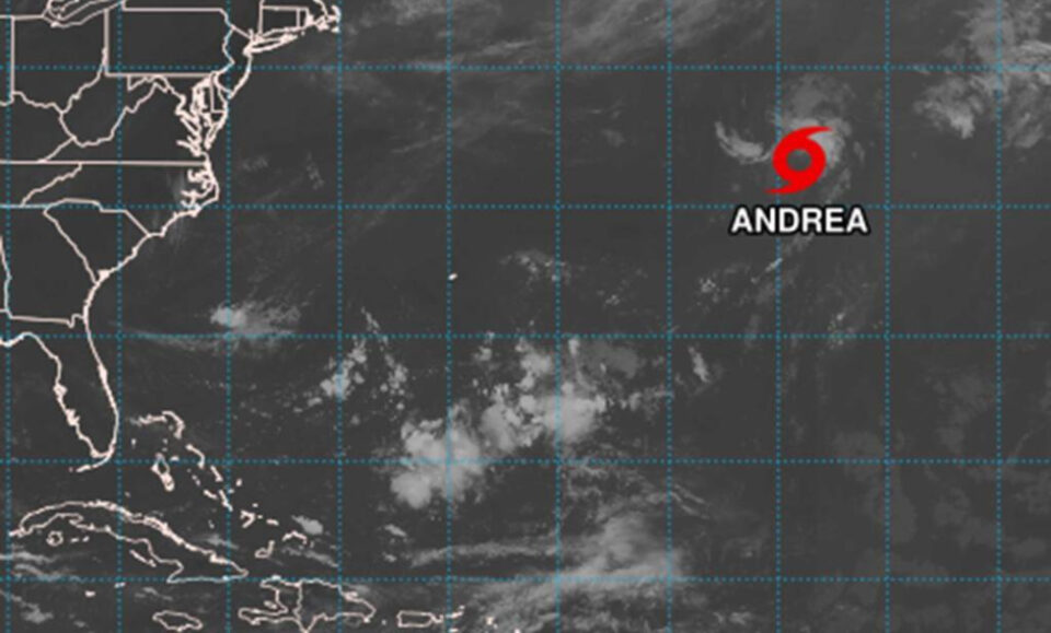 Forma la tormenta tropical Andrea, se convierte en la primera tormenta de la temporada de huracanes del Atlántico