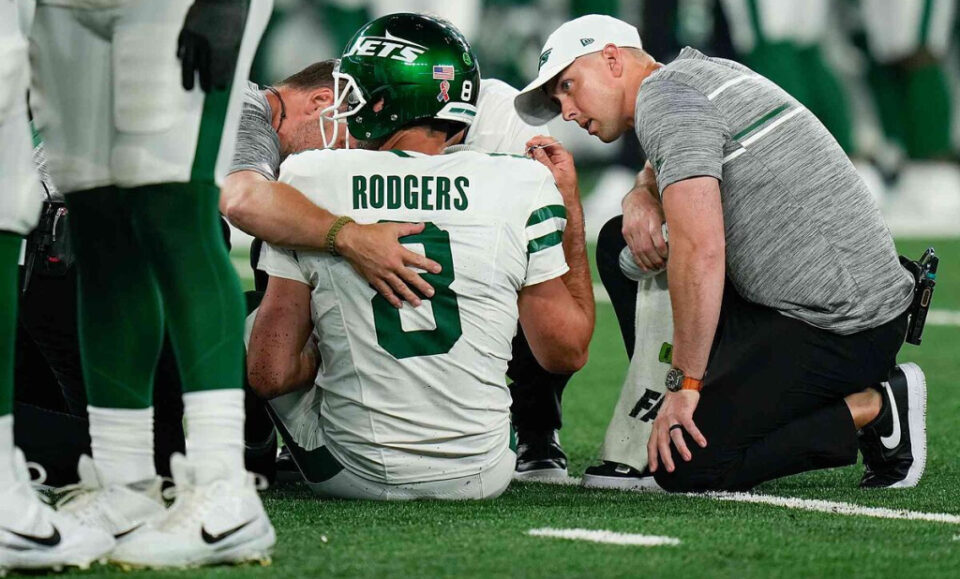 Aaron Rodgers estara fuera toda la temporada con Jets: «No se ve bien la lesin»