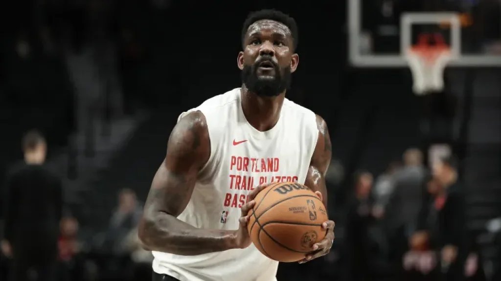 Nuevo objetivo para Lakers y Warriors: DeAndre Ayton fue cortado y será agente libre | Sporting News Argentina