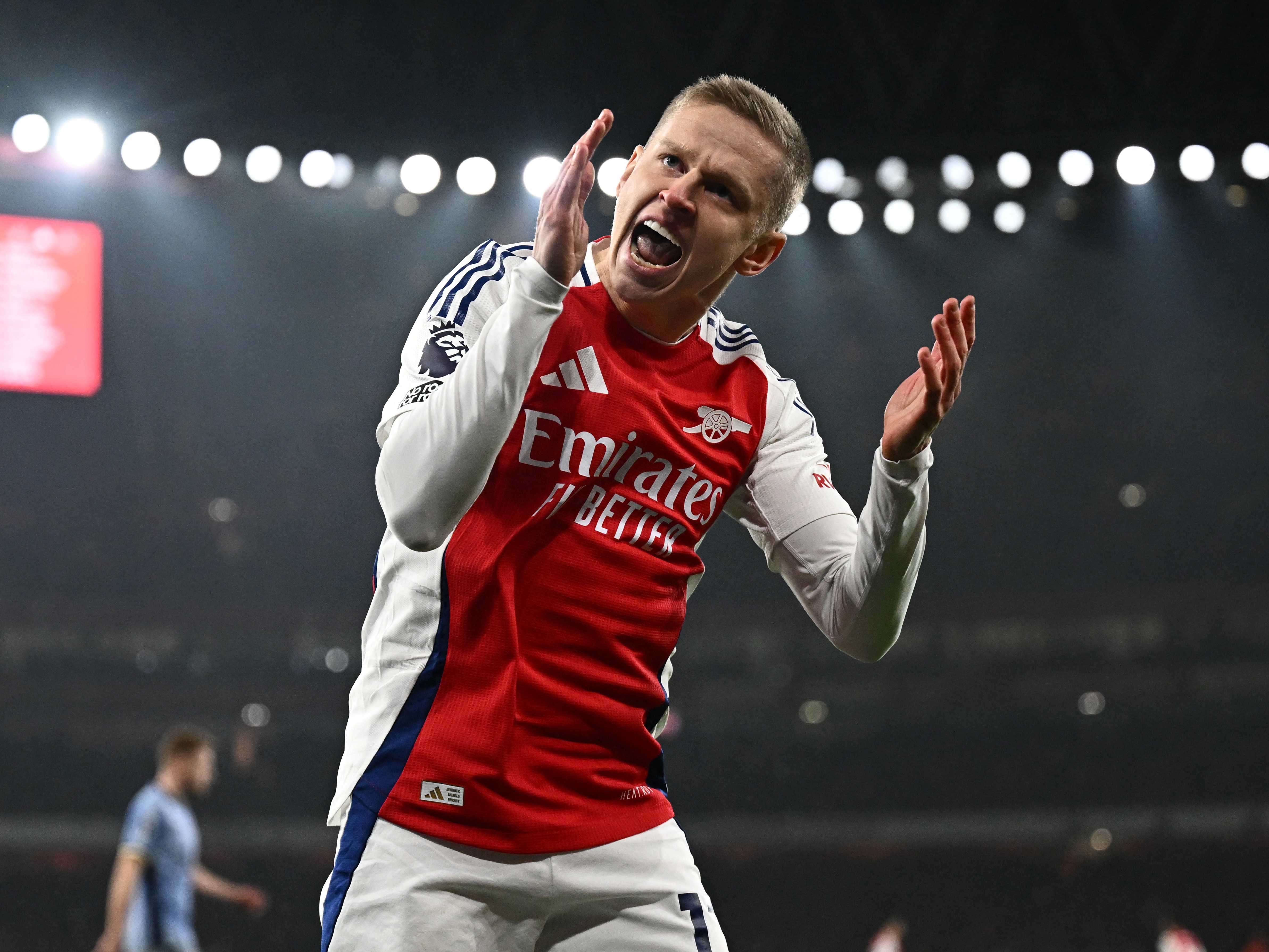 El Milan negocia con el sustituto de Theo: Zinchenko