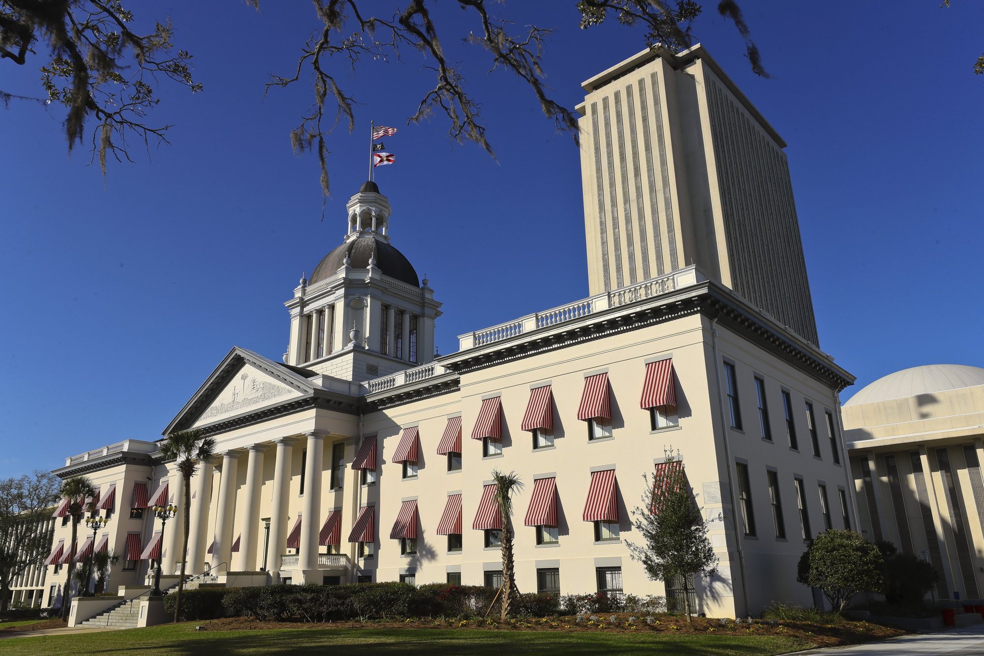 Los líderes legislativos de Florida prepararon el escenario para que la Cámara y el Senado voten el lunes sobre los detalles de un plan de presupuesto para el año fiscal 2025-26. (Archivo Phil Sears/AP)