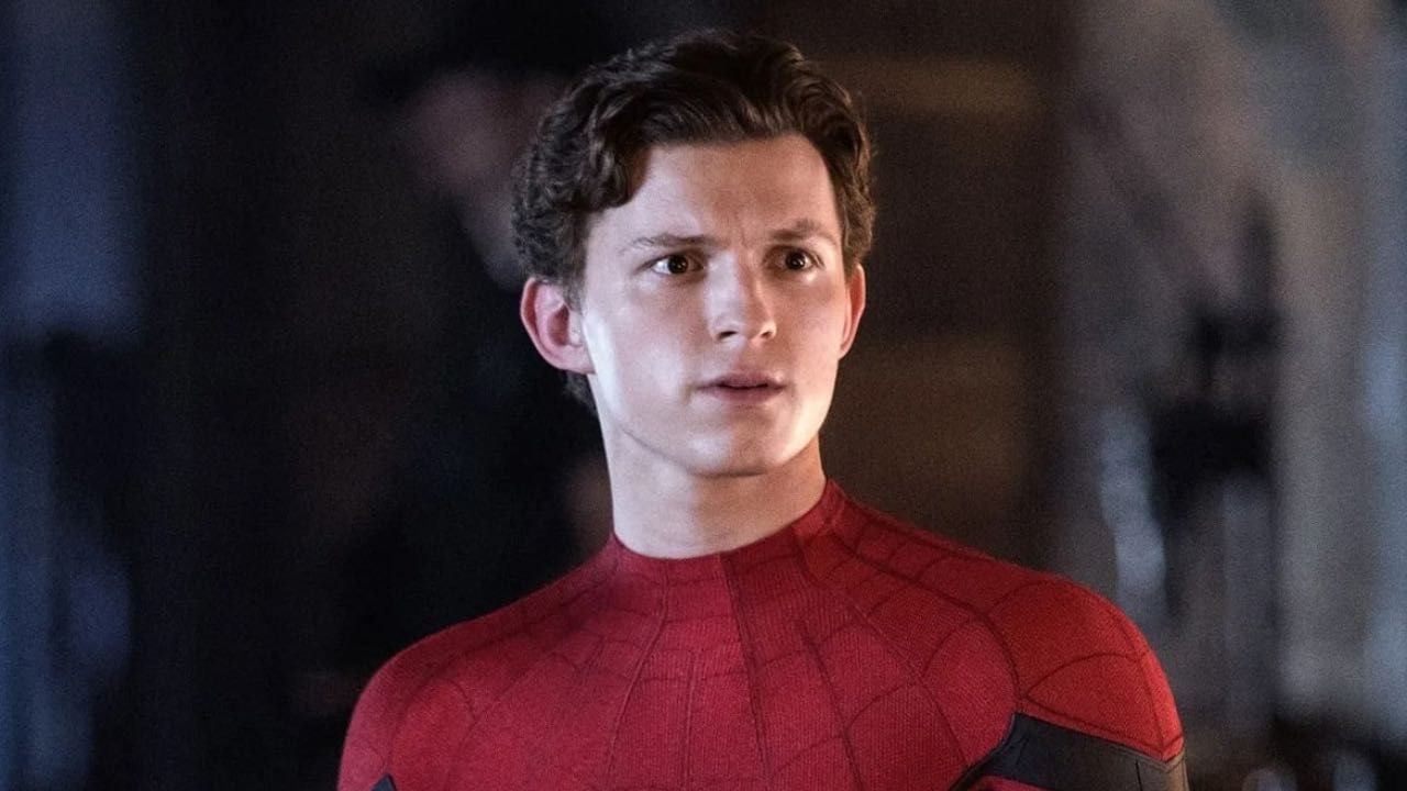 Tom Holland como Spider-Man/Peter Parker