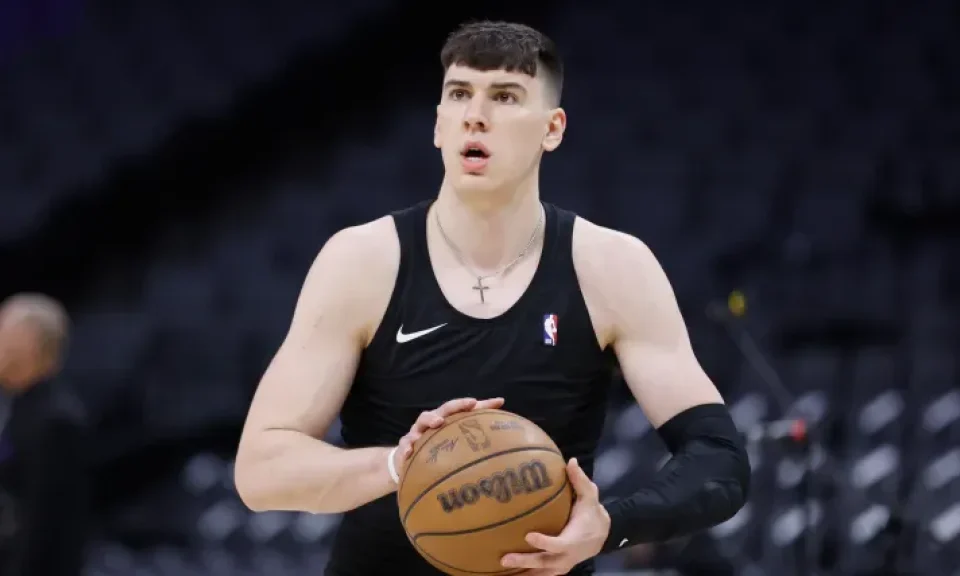 Quién es Jake LaRavia: Lo que hay que saber sobre el fichaje de los Lakers en la agencia libre | Sporting News Argentina