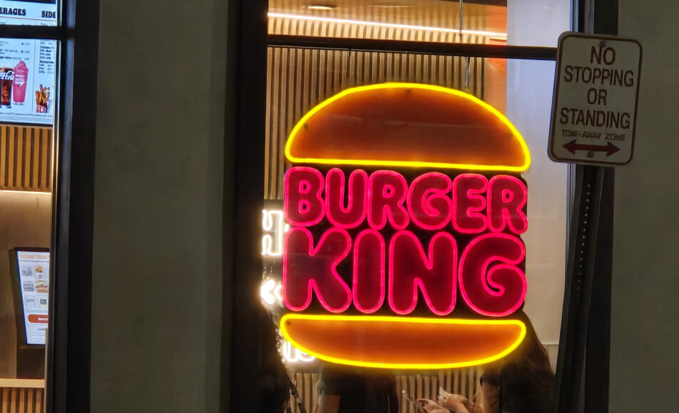 Pelea entre clientes desata el caos en Burger King de Brickell
