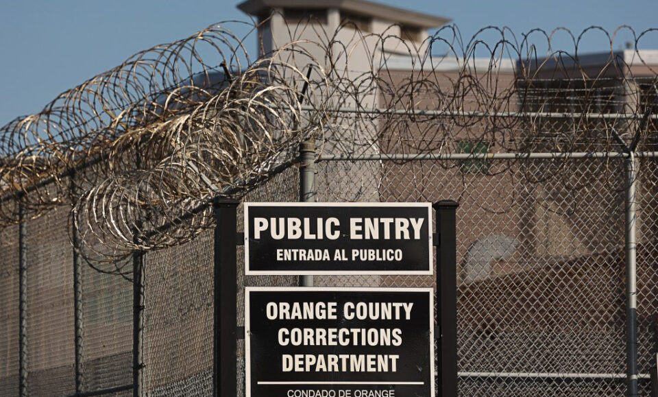 Ya no ‘desapareció’, los detenidos de hielo del condado de Orange ahora son públicos