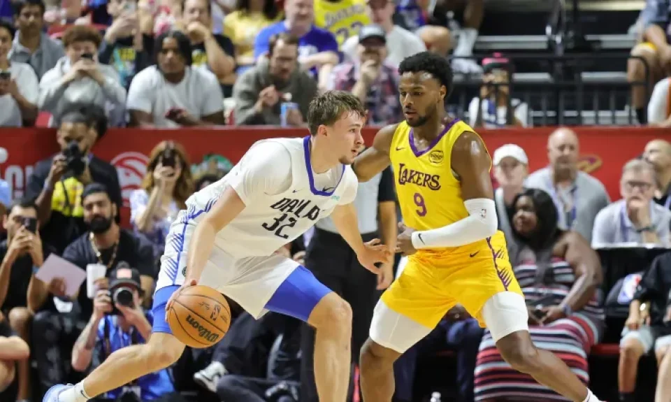 Así fue el debut de Cooper Flagg con Dallas Mavericks en la Summer League ante Los Angeles Lakers | Sporting News Argentina