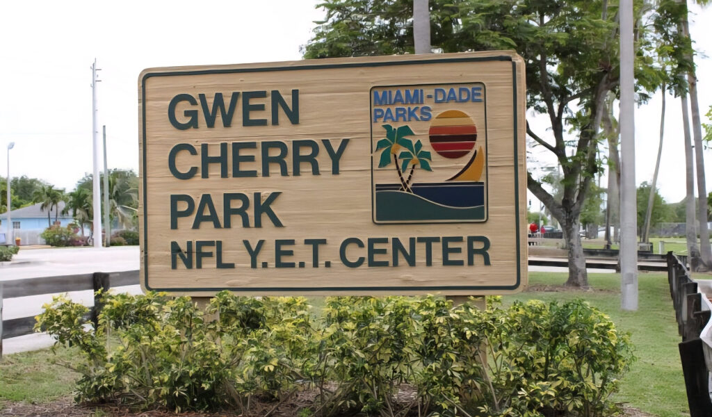 Sujeto abusó sexualmente de una niña en parque de Miami: comunidad lo atrapó