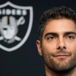 Raiders reestructura contrato millonario de Jimmy Garoppolo