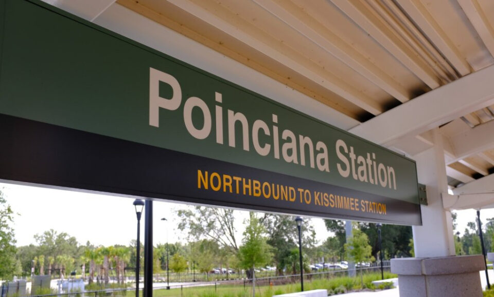 La firma de energía limpia tiene como objetivo para el innovador de noviembre en el sitio de Poinciana SunRail