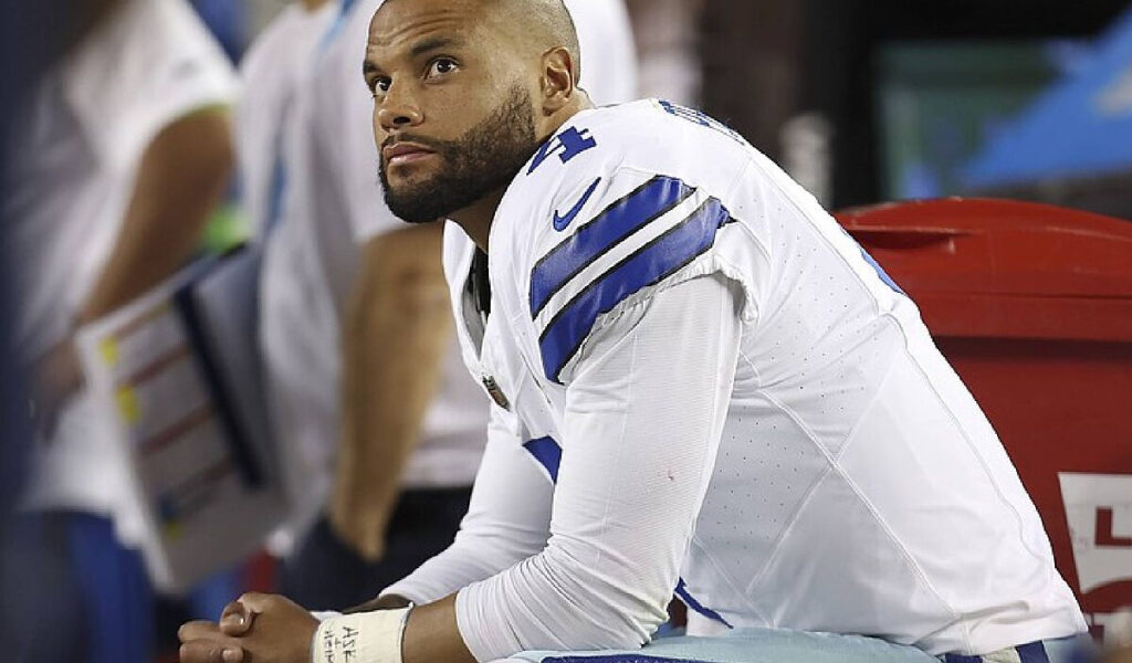 Dallas Cowboys sigue con dudas sobre extender contrato de Dak Prescott