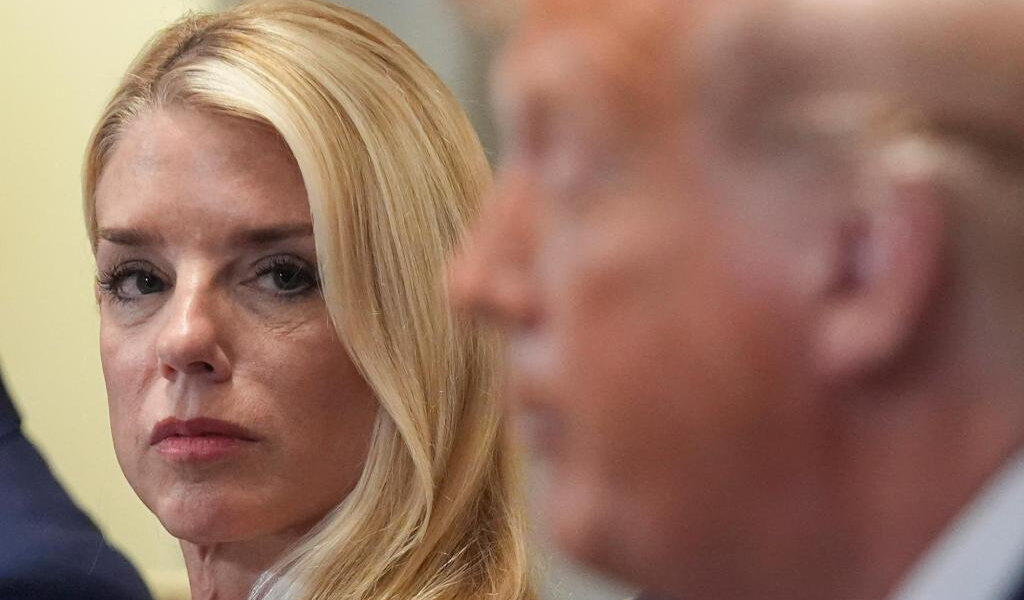 Editorial: Mishandling of Epstein Case de Bondi es su MO