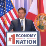 DeSantis ataca a demócratas: “Quieren que inmigrantes se queden aquí ilegalmente”