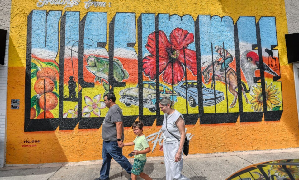 Mural Program está poniendo más arte en el corazón de Kissimmee