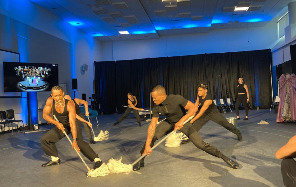 Los auges de energía teatral de Princess Cruises en el campus de Florida antes del nuevo debut en el barco