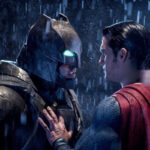 Aunque no lo creas, Batman paga el sueldo de Superman… O, más bien, Bruce Wayne paga el de Clark Kent