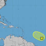 Hurricane Center rastrea a Atlantic Tropical Wave con oportunidad de desarrollar