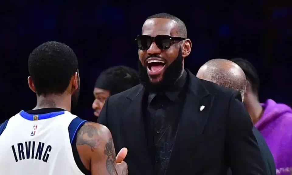 El equipo en que LeBron James puso sus ojos antes de ejercer su opción de jugador con los Lakers | Sporting News Argentina
