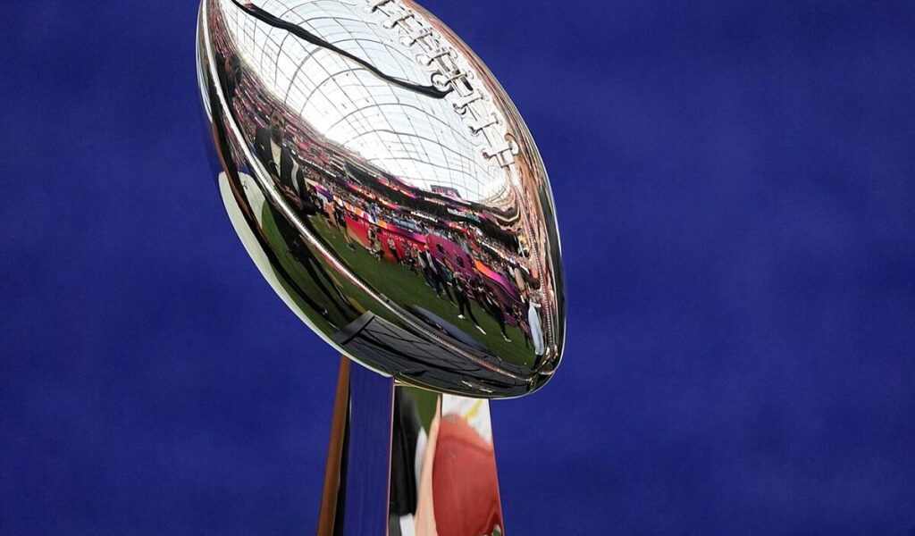 Trofeo Vince Lombardi del Super Bowl: Cunto cuesta fabricar el Trofeo de la NFL?