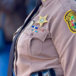 Policía de Miami-Dade arrestada: enfrenta cargos por abuso sexual de menor en Atlanta