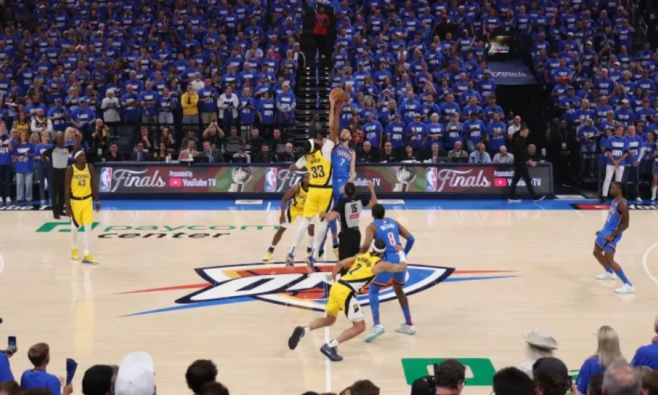 El interior con reciente experiencia en Finales que podrían buscar los Warriors | Sporting News Argentina