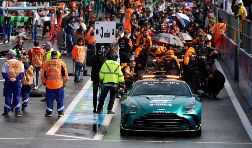 Los pilotos hablan ante la decisión de FIA de retrasar el arranque de Bélgica