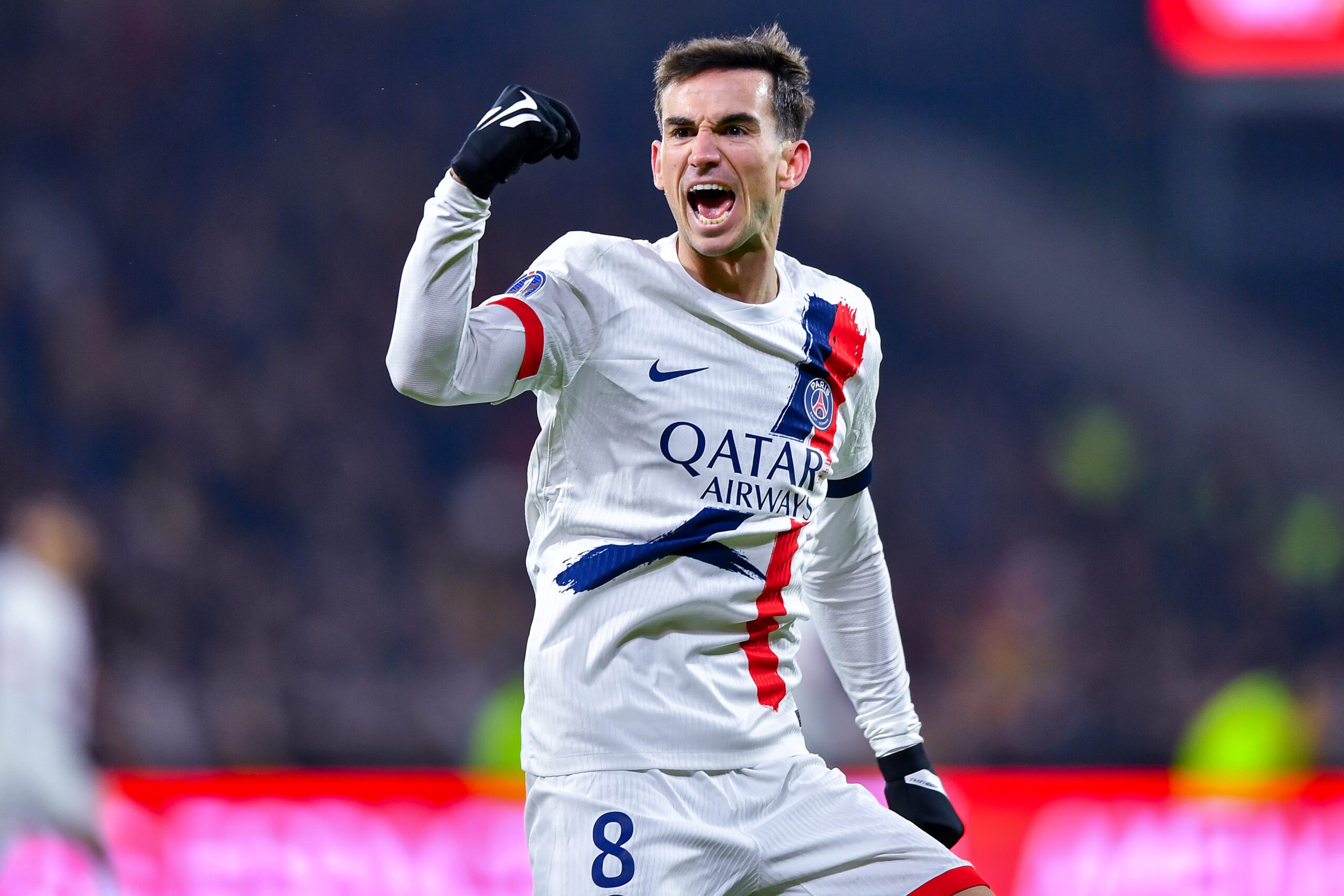 LENS, FRANCE - JANUARY 18: Fabian Ruiz of PSG celebrates after scoring his team's first goal during the Ligue 1 match between Racing Club de Lens and Paris Saint-Germain FC at Stade Bollaert-Delelis on January 18, 2025 in Lens, France. (Photo by Franco Arland/Getty Images)