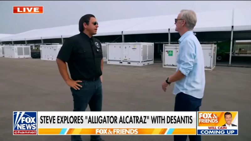 Desantis aparece en Fox News para hablar sobre la instalación