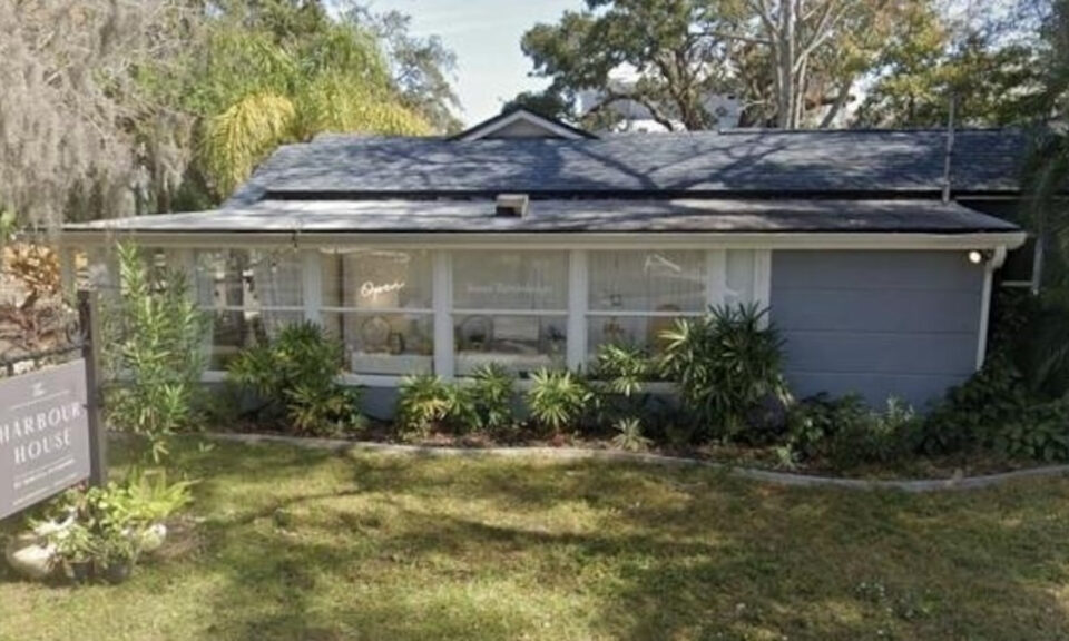 Un bar de tapas español se está preparando para el puerto de seguridad