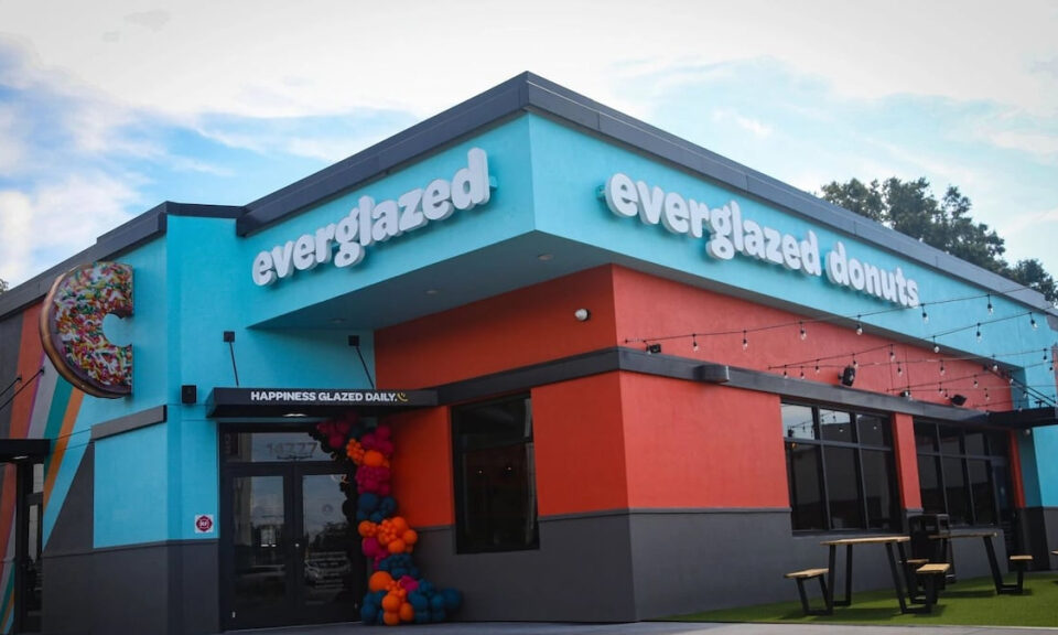 Esta tienda de donas ‘nacida y esmaltada de Florida’ acaba de abrir en Carrollwood